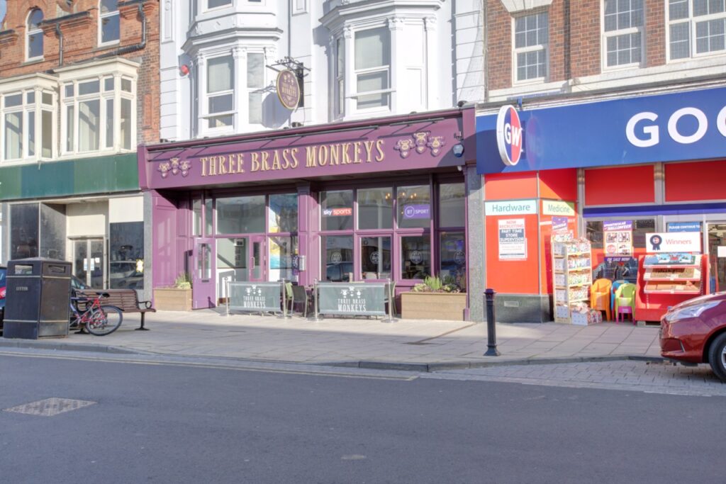 Three Brass Monkeys (Bridlington) Amber Taverns